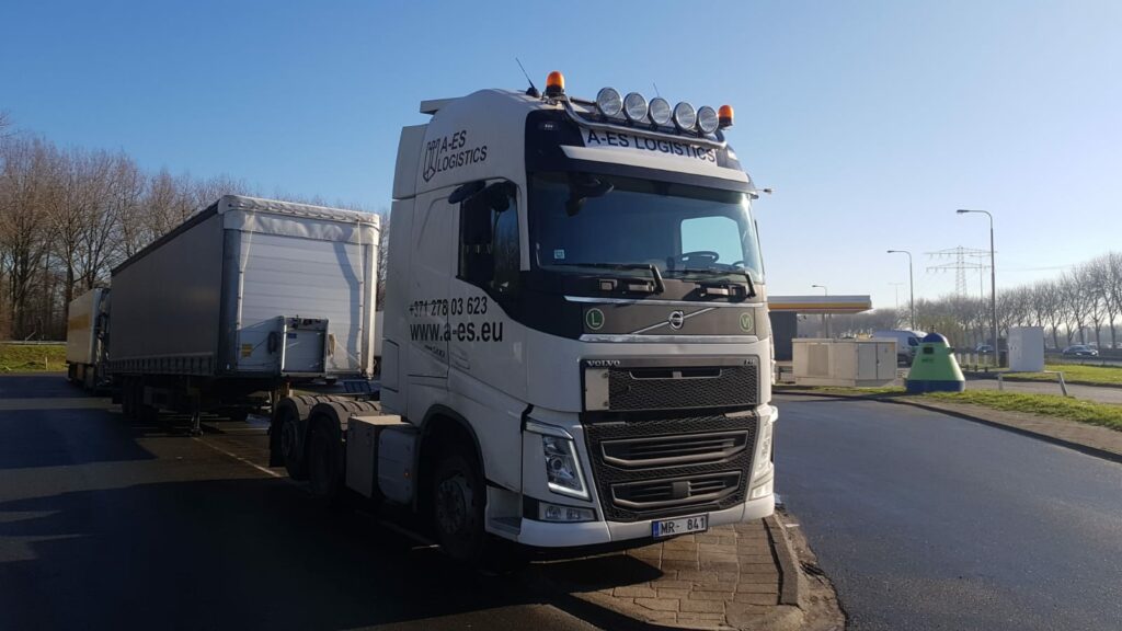 AUTO TRANSPORTĒŠANA 2 auto transportēšana